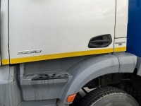 MERCEDES AROCS 3230 32 TON 8X4 AUTOMATIC BEAVERTAIL PLANT LORRY - 5