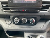 RENAULT TRAFIC LL30 BUSINESS+ LWB 2.0 BLUE DCI 130PS - 24