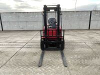 UNUSED IRF 20 BATTERY OPERATED FORKLIFT - 3