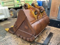 CAT 352FXE 52 TON EXCAVATOR - 41