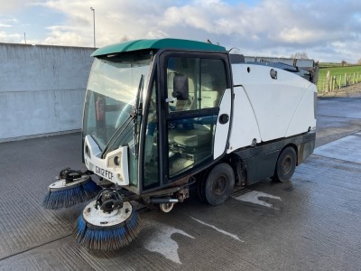 JOHNSTON 142A 101T  4 TON DIESEL ROAD SWEEPER 