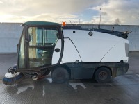 JOHNSTON 142A 101T  4 TON DIESEL ROAD SWEEPER  - 2