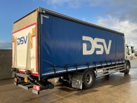 DAF LF220 EURO 6 4X2 18 TON CURTAINSIDER - 22