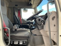 DAF LF220 EURO 6 4X2 18 TON CURTAINSIDER - 28