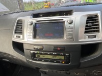 TOYOTA HILUX INVINCIBLE 3.0 D-4D DOUBLE CAB PICK UP - 19