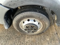 NISSAN NT400 CABSTAR 34.12 2.5 DCI DROPSIDE PICKUP - 2