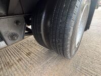 ANDOVER 24 TON TRI AXLE LOW LOADER ON AIR - 14