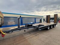 ANDOVER 24 TON TRI AXLE LOW LOADER ON AIR - 17