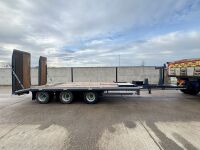 ANDOVER 24 TON TRI AXLE LOW LOADER ON AIR - 18