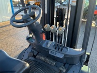 CROWN C5 1050-50 2.5 TON GAS FORKLIFT - 13