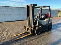 CROWN C5 1050-50 2.5 TON GAS FORKLIFT