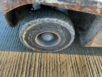 CROWN C5 1050-50 2.5 TON GAS FORKLIFT - 12