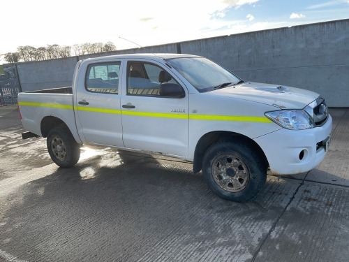 TOYOTA HILUX HL2 2010 2.5 D-4D 4 DOUBLE CAB PICK UP 