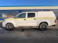 TOYOTA HILUX INVINCIBLE X 3.0 D-4D 4 DOUBLE CAB PICK UP - 7