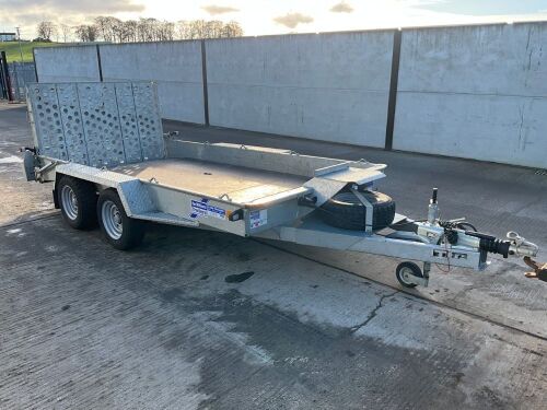 IFOR WILLIAMS APPROX. 12ft 7" x 6ft 3" TWIN AXLE 3500KG PLANT TRAILER