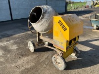 WINGET 100T KEY START DIESEL CEMENT MIXER - 2