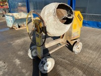 WINGET 100T KEY START DIESEL CEMENT MIXER - 12
