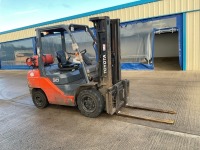 TOYOYA TONERO 3 TON GAS FORKLIFT  - 7