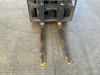 TOYOTA TONERO 2.5 TON GAS FORKLIFT  - 8