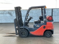 TOYOTA TONERO 2.5 TON GAS FORKLIFT  - 2