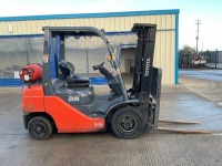 TOYOTA TONERO 2.5 TON GAS FORKLIFT  - 6