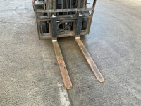 TOYOTA TONERO 2.5 TON GAS FORKLIFT  - 8
