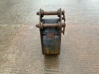 APPROX. 7" TOOTHLESS DIGGING BUCKET TO SUIT 3 TON MACHINE - 6