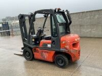 NISSAN 25 2.5 TON DIESEL FORKLIFT - 4