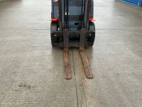 HELI 2.5 TON DIESEL FORKLIFT - 8