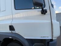 DAF CF250 EURO 6 4x2 18 TON AUTOMATIC CURTAINSIDER - 2