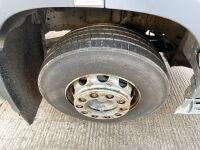 DAF CF250 EURO 6 4x2 18 TON AUTOMATIC CURTAINSIDER - 4