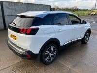PEUGEOT 3008 ALLURE 1.5 BLUE HDI  - 13