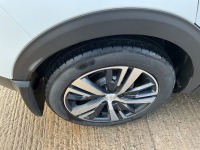 PEUGEOT 3008 ALLURE 1.5 BLUE HDI  - 14