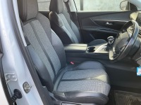 PEUGEOT 3008 ALLURE 1.5 BLUE HDI  - 19