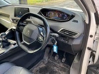 PEUGEOT 3008 ALLURE 1.5 BLUE HDI  - 20