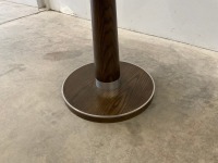APPROX. 800mm ROUND DINING TABLE - 3