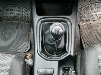 TOYOTA HILUX ACTIVE 2.4 D-4D DOUBLE CAB PICK UP - 25