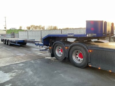 NOOTEBOOM EXTENDABLE TRI AXLE LOW LOADER