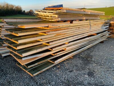 LARGE SELECTION OF 40mm INSULATED CLADDING SHEETS & ASSORTED FLASHING