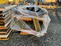 LARGE SELECTION OF 40mm INSULATED CLADDING SHEETS & ASSORTED FLASHING - 9