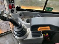 JCB 435S AGRI ARTICULATED LOADING SHOVEL - 25