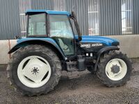 FORD NEW HOLLAND 8260 4WD TRACTOR - 8