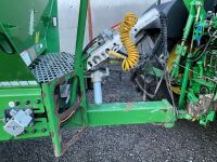 SPREADPOINT SP-600 SINGLE AXLE FERTILSER/LIME SPREADER - 7