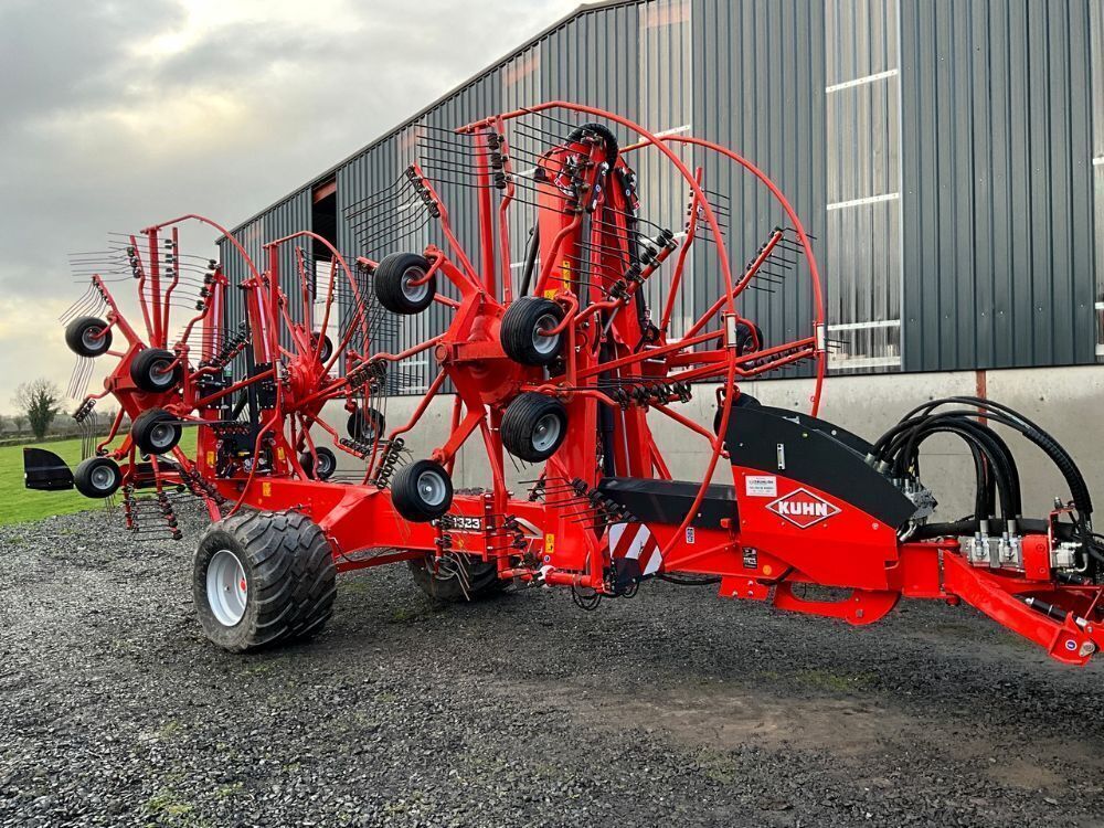 KUHN GA13231 FOUR ROTO 50ft SINGLE AXLE RAKE