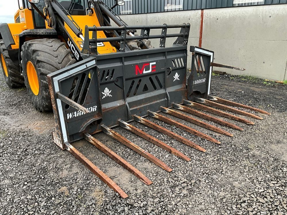 MDE WARRIOR 12ft FOLDABLE BUCK RAKE