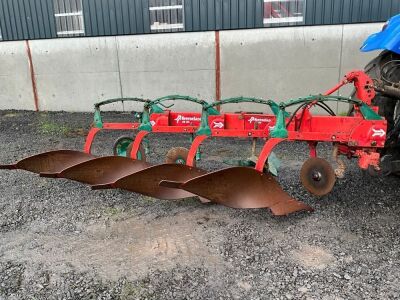 KVERNLAND AB85 4 FUR PLOUGH