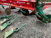 KVERNLAND AB85 4 FUR PLOUGH - 9
