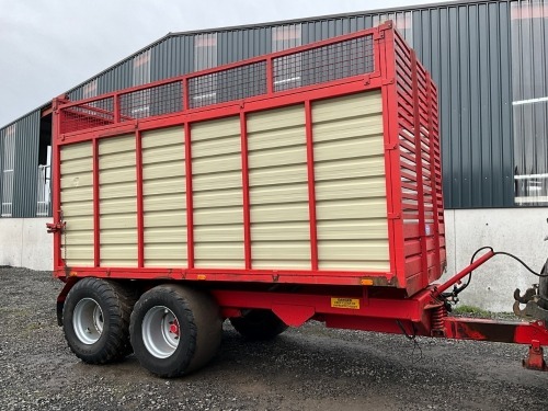 JOHNSTON 16ft TWIN AXLE SILAGE TRAILER