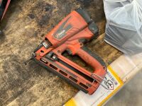 4No. ASSORTED 1st & 2nd FIX PASLODE NAIL GUNS & CHARGERS - 5