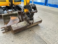 JCB 8080ZTS 8 TON MIDI EXCAVATOR - 9